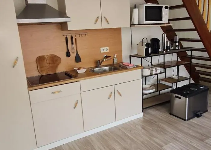 Holiday home Romantisch T'klomperhuys