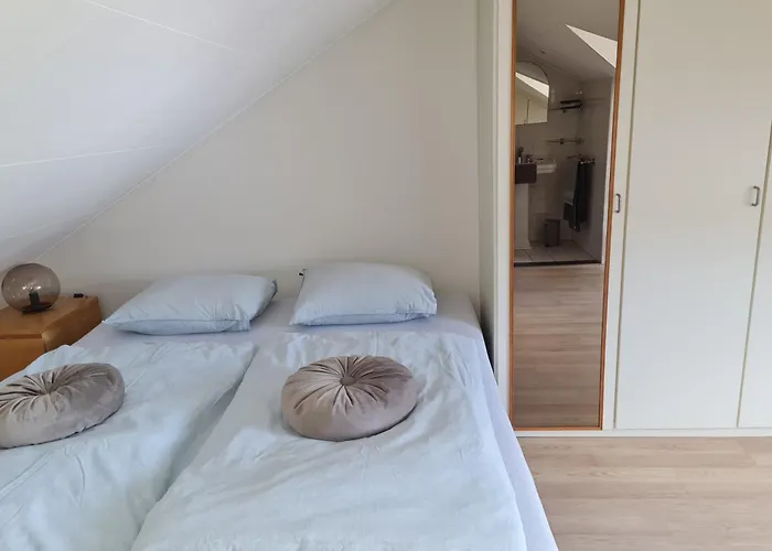 Holiday home Romantisch T'klomperhuys *